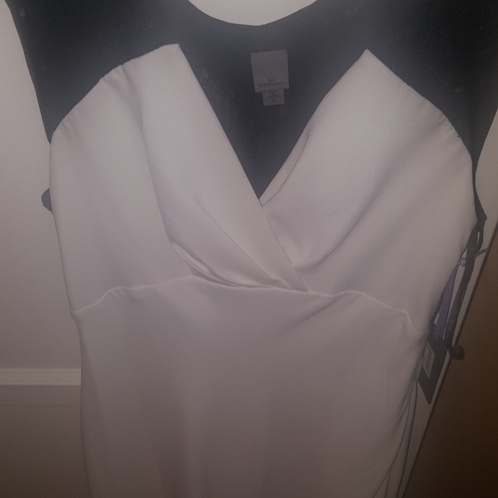 Vera Wang Gown : Preloved